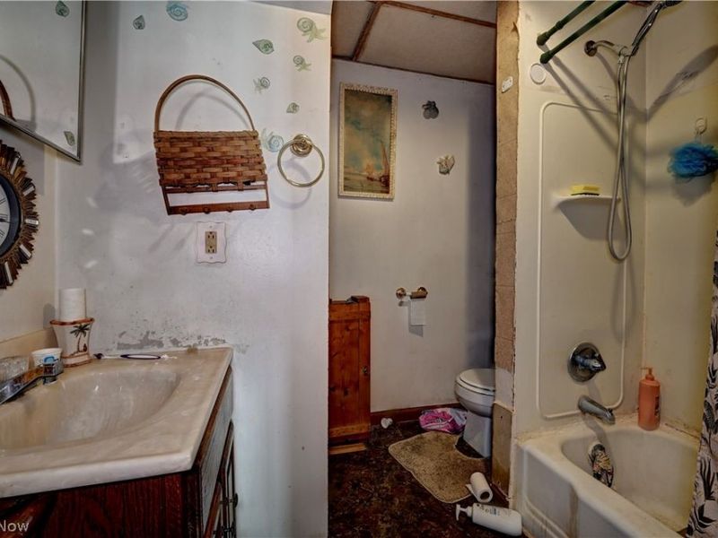 357 3rd Street NW, New Philadelphia, OH 44663 Photo 8