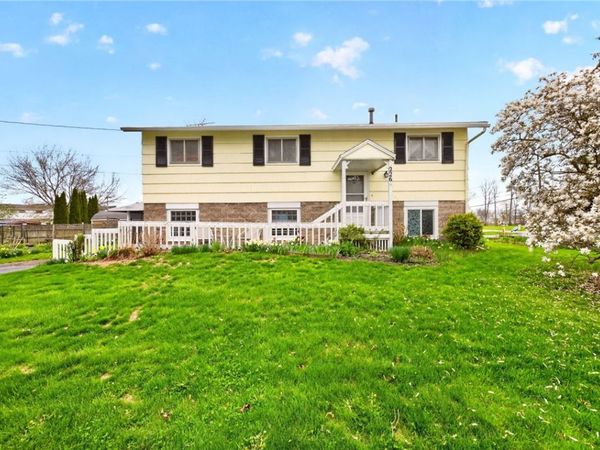 226 Lowden Point Road, Rochester, NY 14612