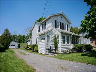 64 Chapin Street, Canandaigua, NY 14424
