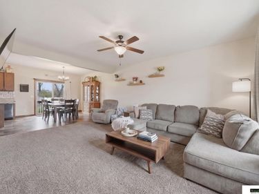 941 Scotts Creek Court, Hickman, NE 68372