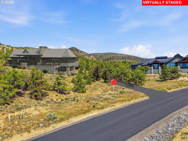 14255 SW SPIRIT ROCK DR, Unit 693, Powell Butte, OR 97753