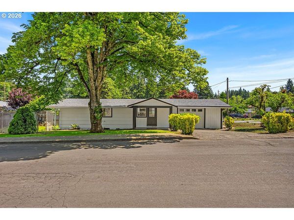 3698 SHORT SE ST, Salem, OR 97302