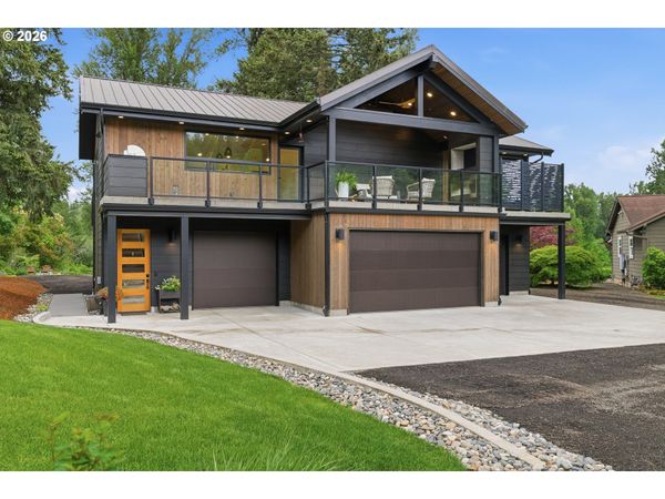 17424 SE HIGHWAY 224, Damascus, OR 97089