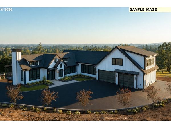 527 SW HOFFMAN RD, West Linn, OR 97068