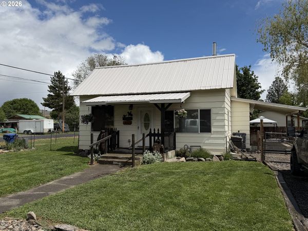 865 N GALE ST, Union, OR 97883