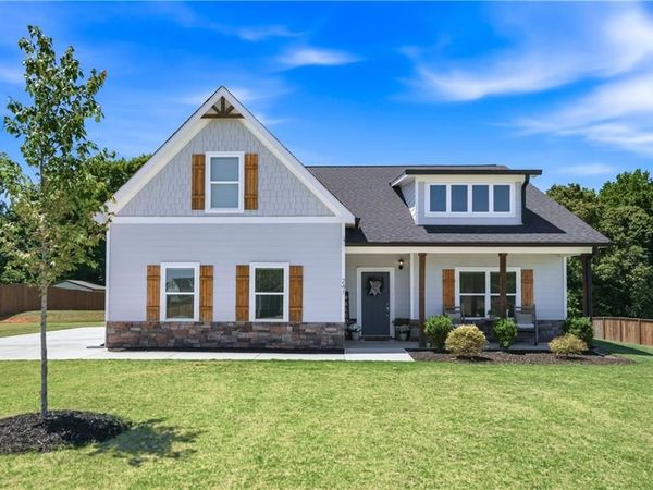 241 Webb Meadows Drive , Jefferson, GA 30549