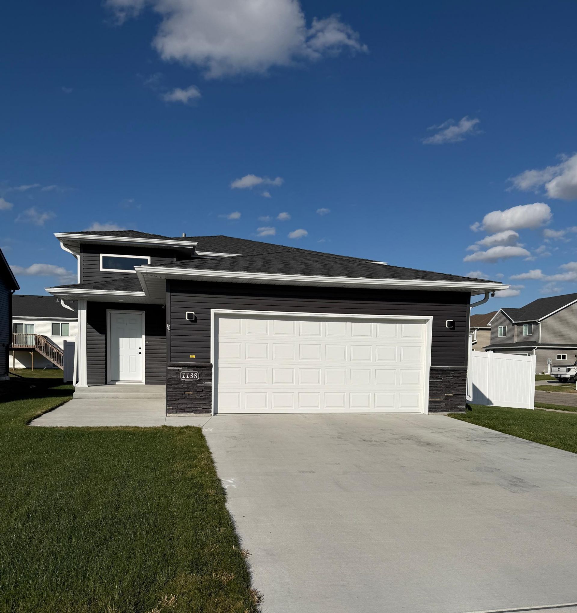 1138 46th Avenue S, Moorhead, MN 56560 Main Photo