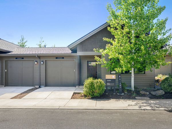 61261 Tetherow Drive, Unit 28, Bend, OR 97702