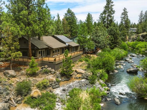 637 NW Silver Buckle Road, Bend, OR 97703