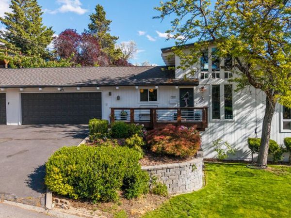 727 Hillside Avenue, Klamath Falls, OR 97601