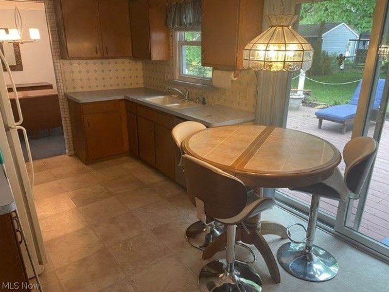 4937 Timberview Drive , Vermilion, OH 44089 Photo 8
