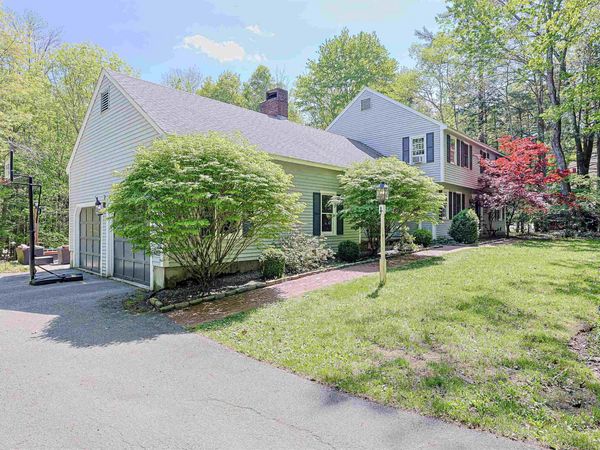 19 Winterberry Drive, Amherst, NH 03031