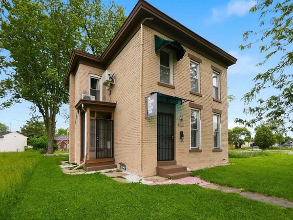 613 E Lewis Street, Fort Wayne, IN 46802