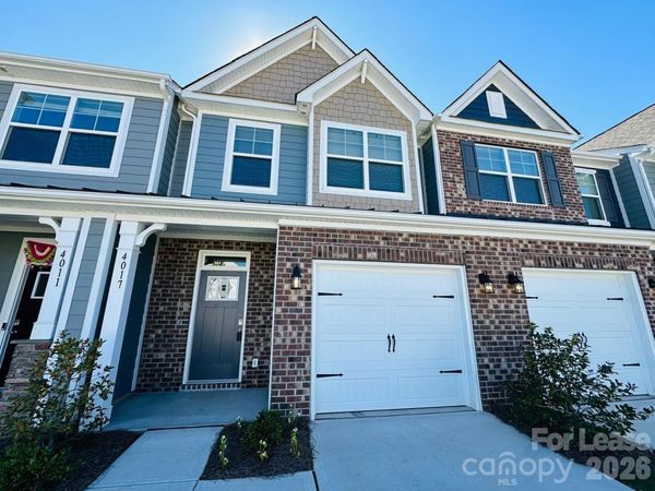4017 Black Court , Harrisburg, NC 28075