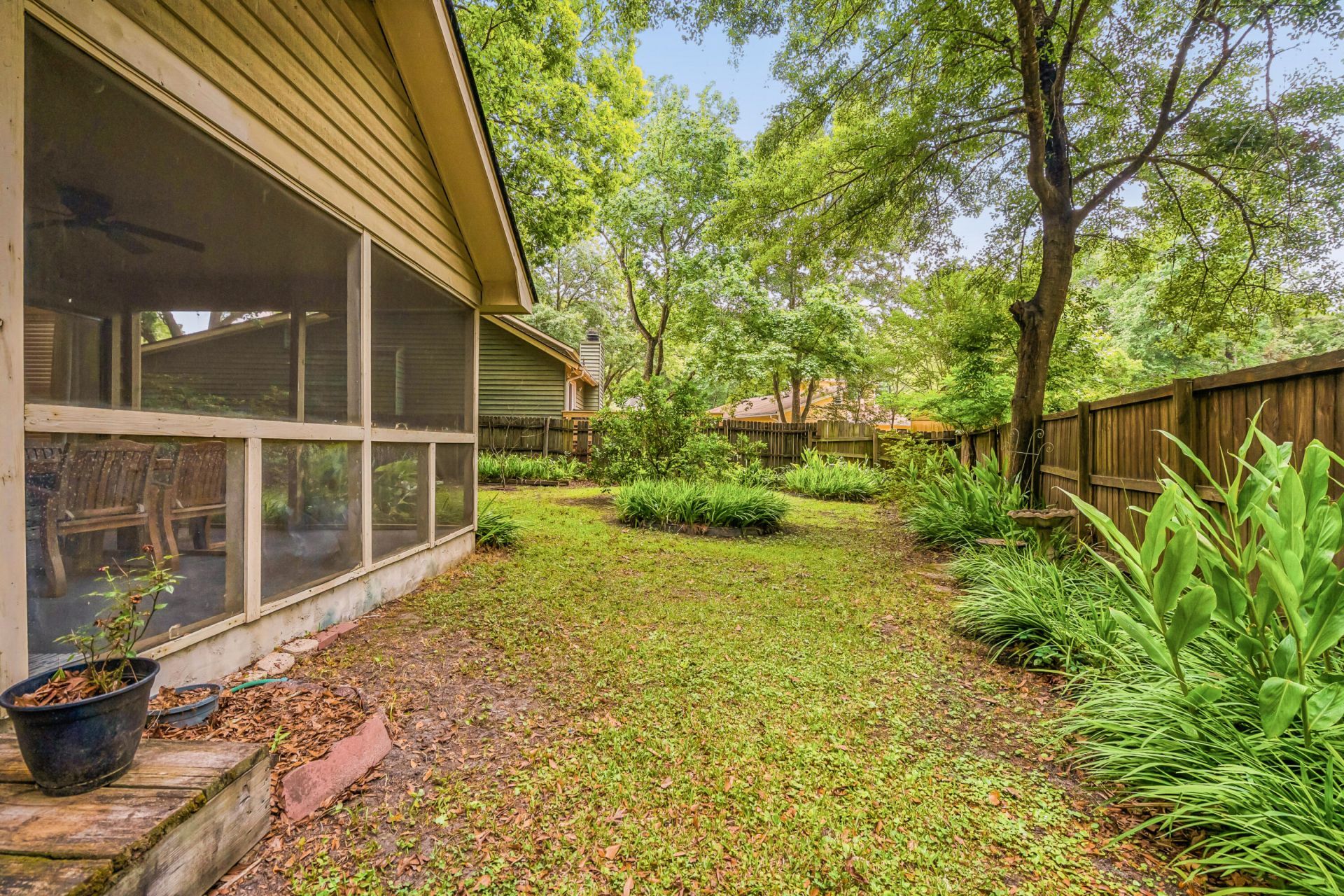353 Archdale Boulevard Photo 30