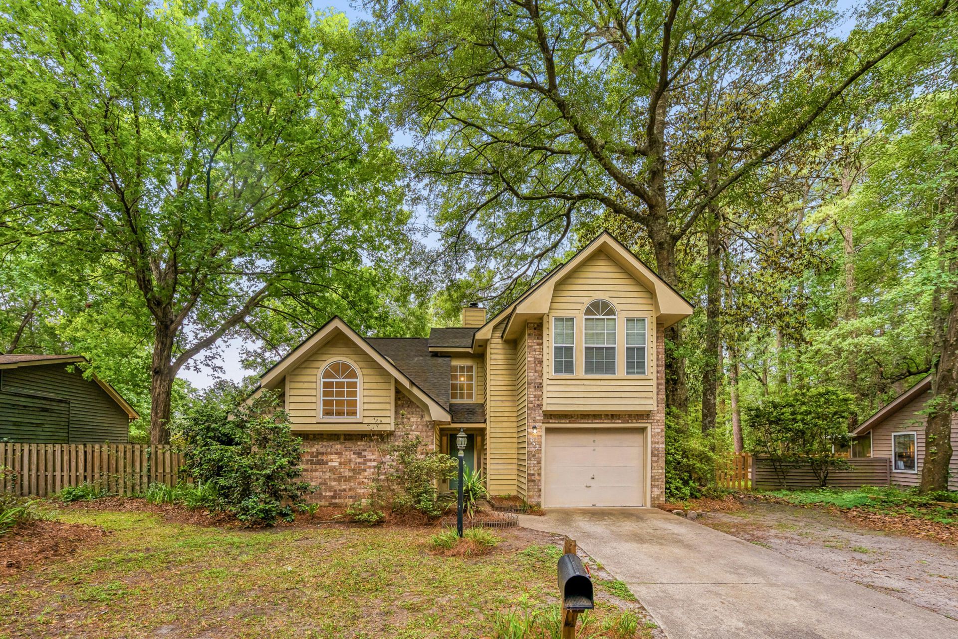 353 Archdale Boulevard Photo 35