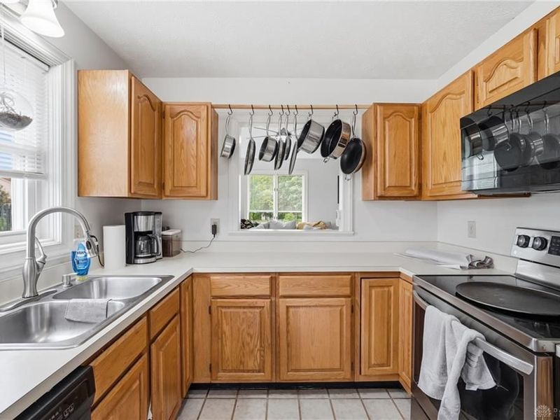 665 Deer Creek Path, Tipp City, OH 45371 Photo 11