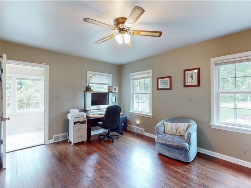 28449 Pike Drive, Orange, OH 44022 Photo 11