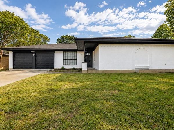 2908 Legend Road, Arlington, TX 76014