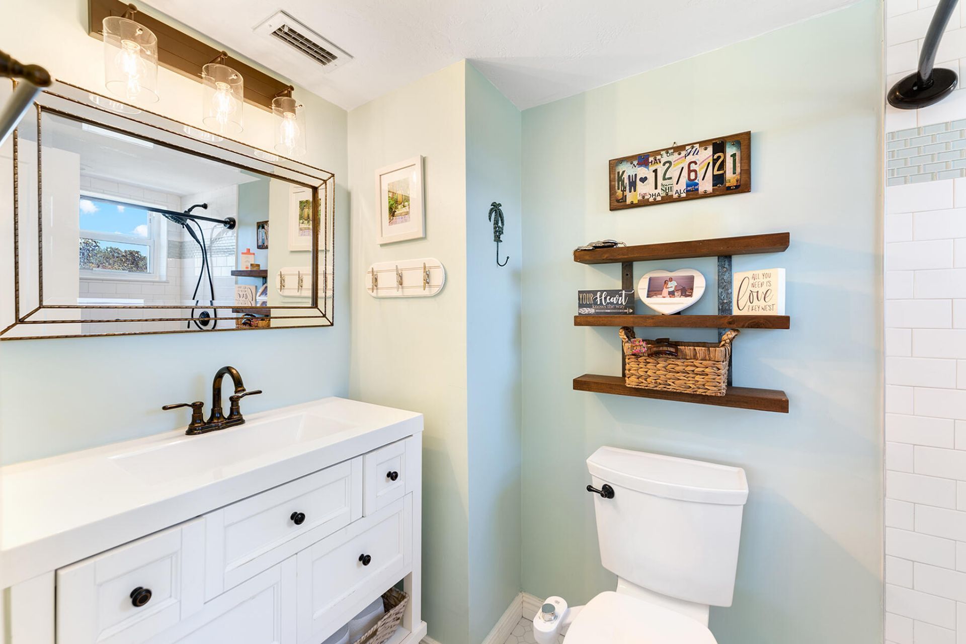 136 Aregood Lane, Unit 2A, Islamorada, FL 33036 Photo