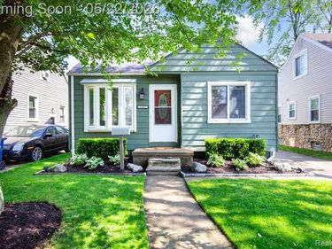 15632 Leona Drive, Redford Twp, MI 48239