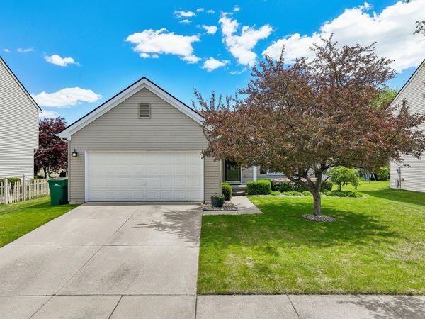 7353 Maplelawn Drive, Ypsilanti, MI 48197