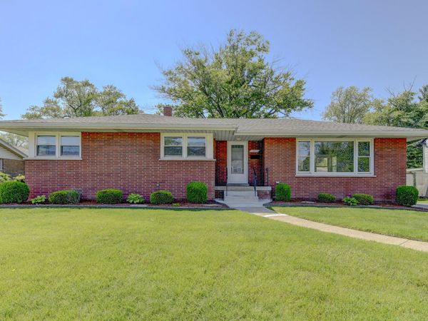 7970 Northcote Avenue , Hammond, IN 46324