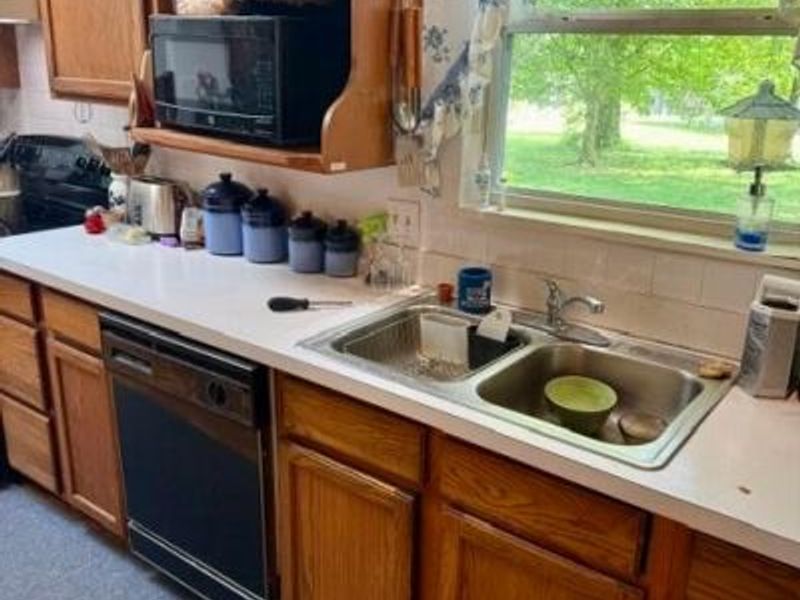 45 W 3rd Street, The Plains, OH 45780 Photo 8