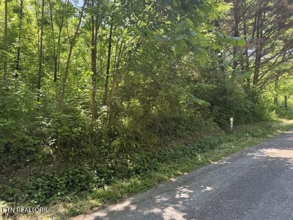 1635 Noe Circle, New Market, TN 37820