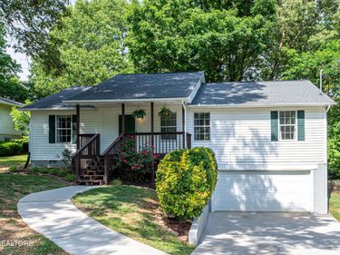 1718 Frank Watts Rd, Knoxville, TN 37909