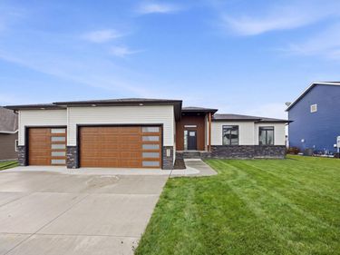 4328 23rd Avenue S, Moorhead, MN 56560