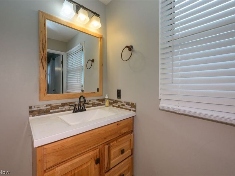 6169 Shipslanding Avenue NW, Canton, OH 44718 Photo 13