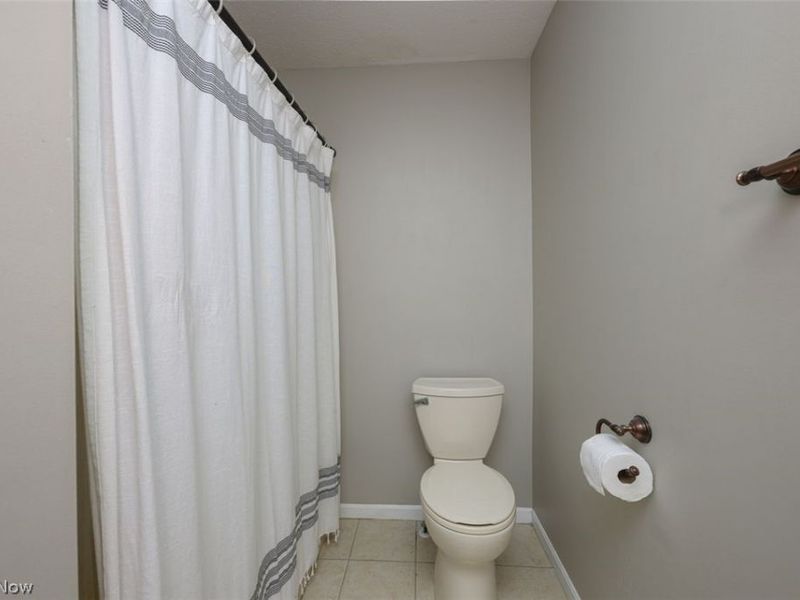 6169 Shipslanding Avenue NW, Canton, OH 44718 Photo 14