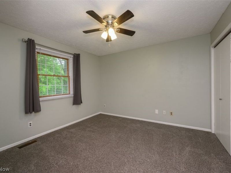 6169 Shipslanding Avenue NW, Canton, OH 44718 Photo 16