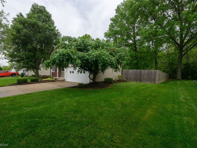 6169 Shipslanding Avenue NW, Canton, OH 44718 Photo 27