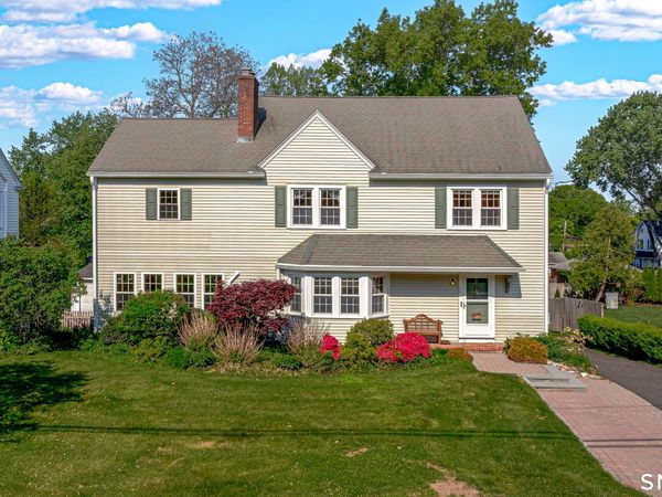 65 Auburn, West Hartford, CT 06119