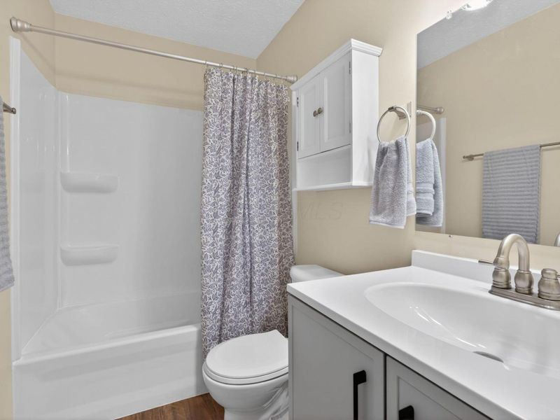 7894 Tuxford Court , Unit 2E, Columbus, OH 43085 Photo 16