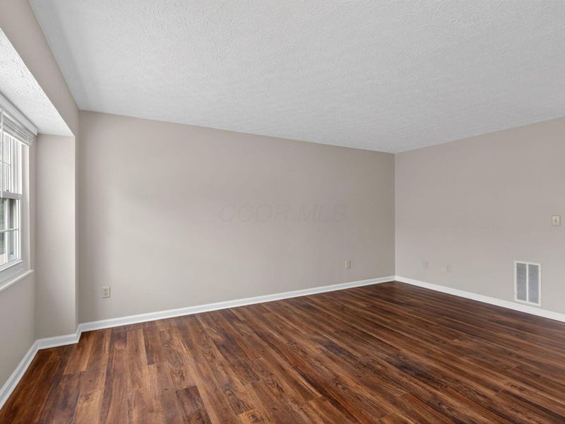 7894 Tuxford Court , Unit 2E, Columbus, OH 43085 Photo 2