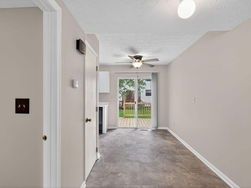 7894 Tuxford Court , Unit 2E, Columbus, OH 43085 Photo 5