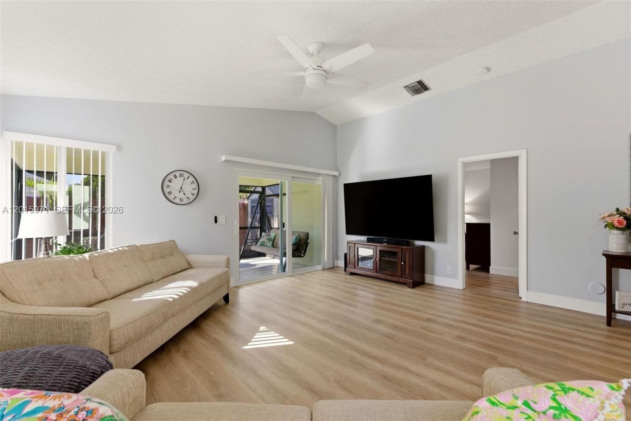 3861 NW 20th St, Coconut Creek, FL 33066 Photo