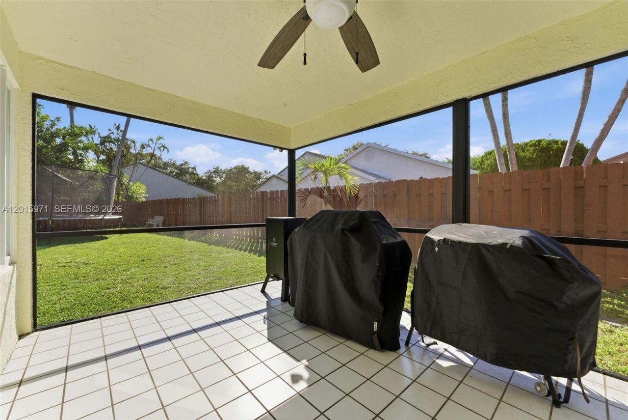 3861 NW 20th St, Coconut Creek, FL 33066 Photo