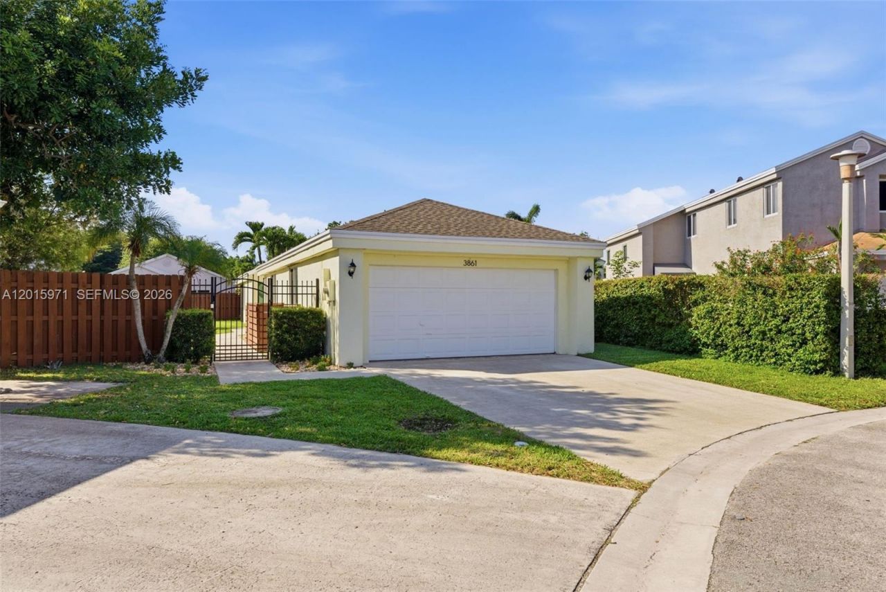 3861 NW 20th St, Coconut Creek, FL 33066 Photo