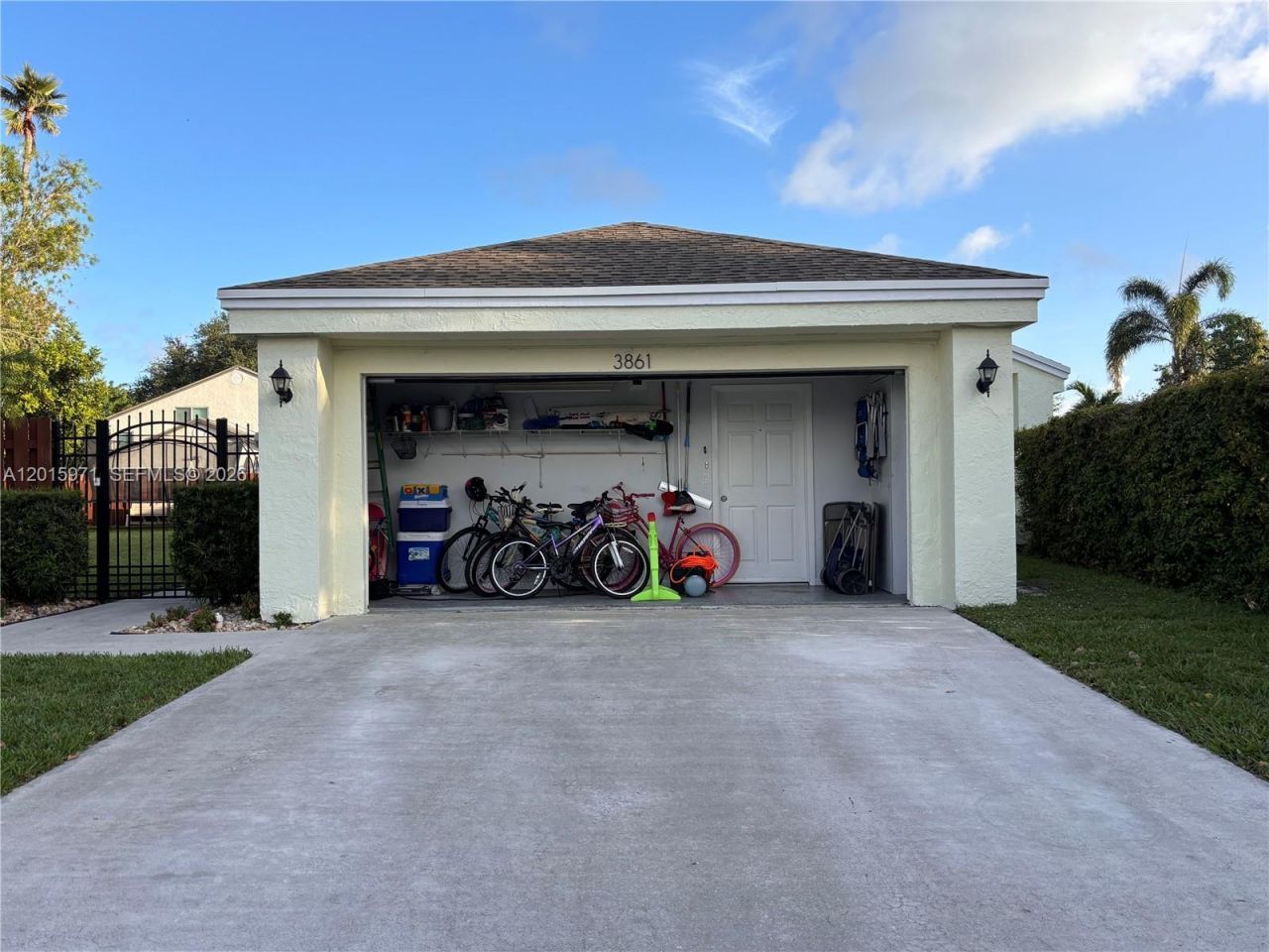 3861 NW 20th St, Coconut Creek, FL 33066 Photo