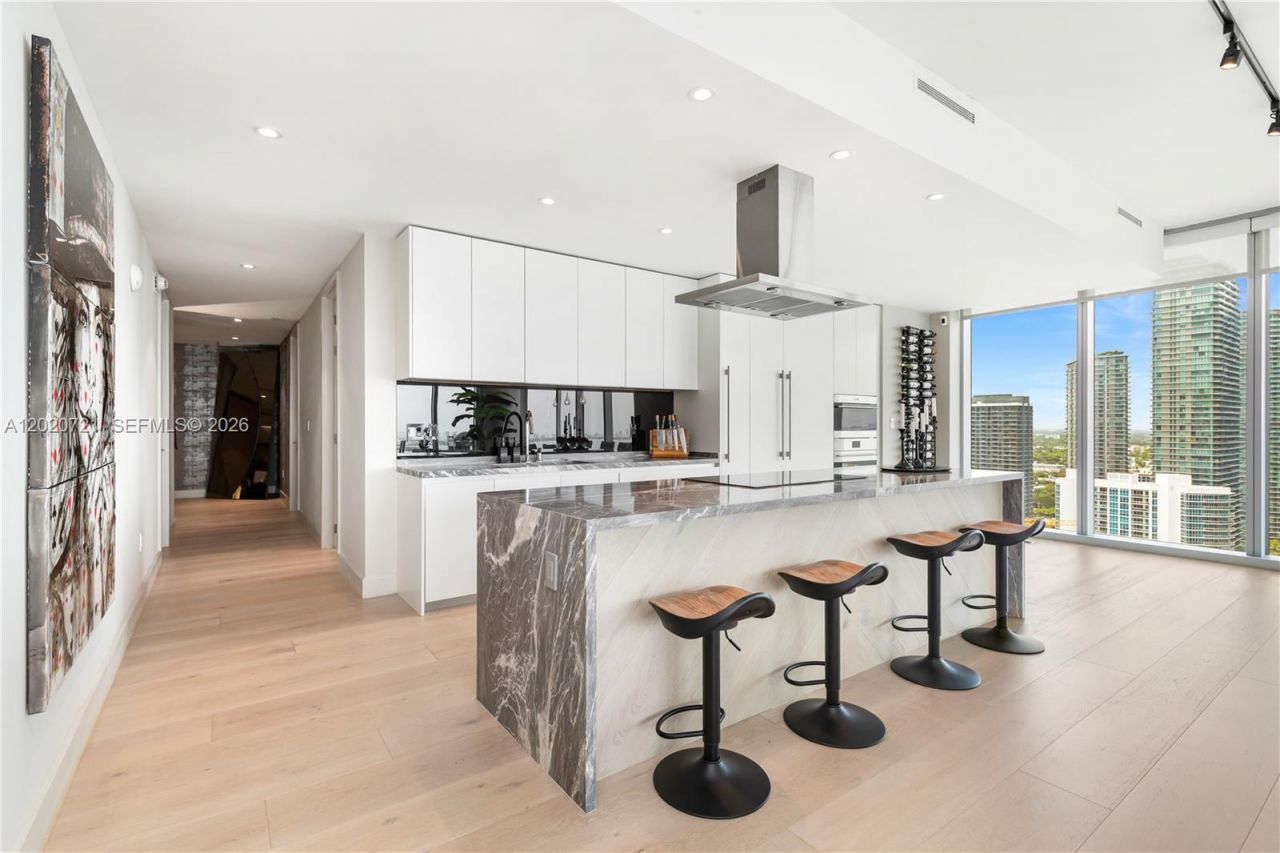 700 NE 26th Ter , Unit 2901, Miami, FL 33137 Photo