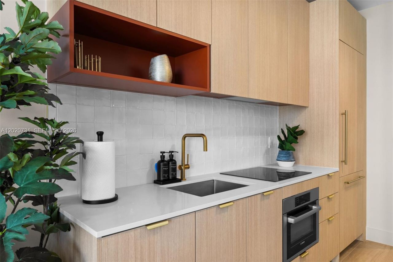 90 NE 32, Unit 905, Miami, FL 33137 Photo