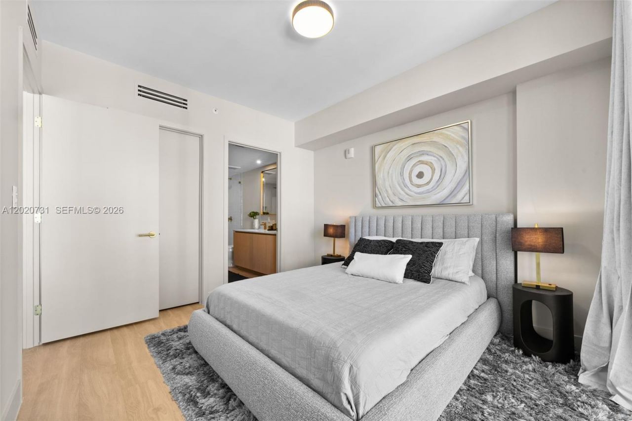 90 NE 32, Unit 905, Miami, FL 33137 Photo