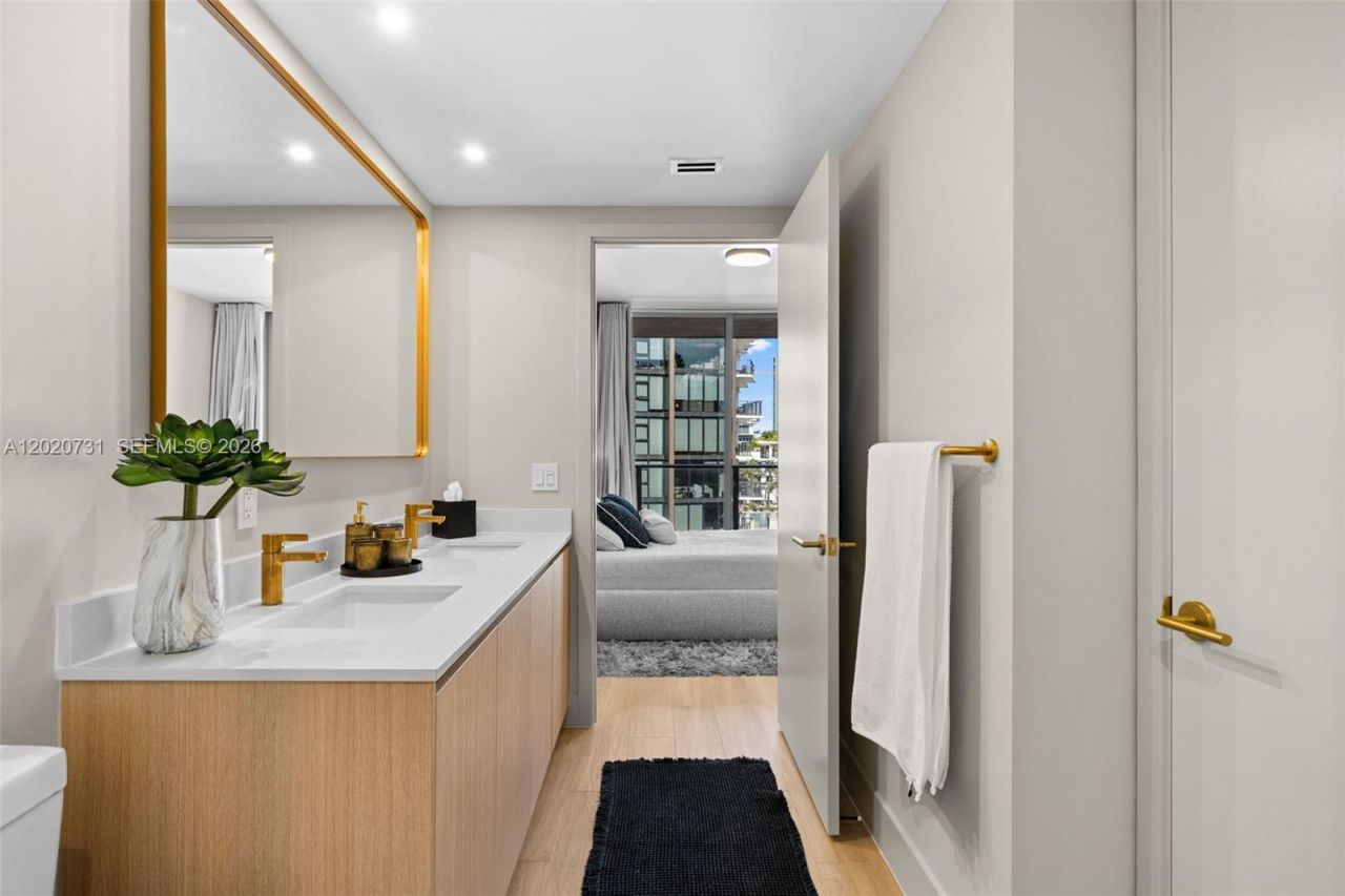 90 NE 32, Unit 905, Miami, FL 33137 Photo