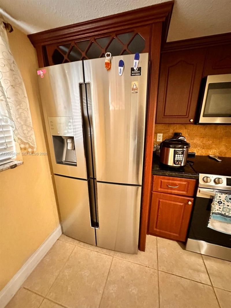 5953 W 28th Ave , Unit 24, Hialeah, FL 33016 Photo