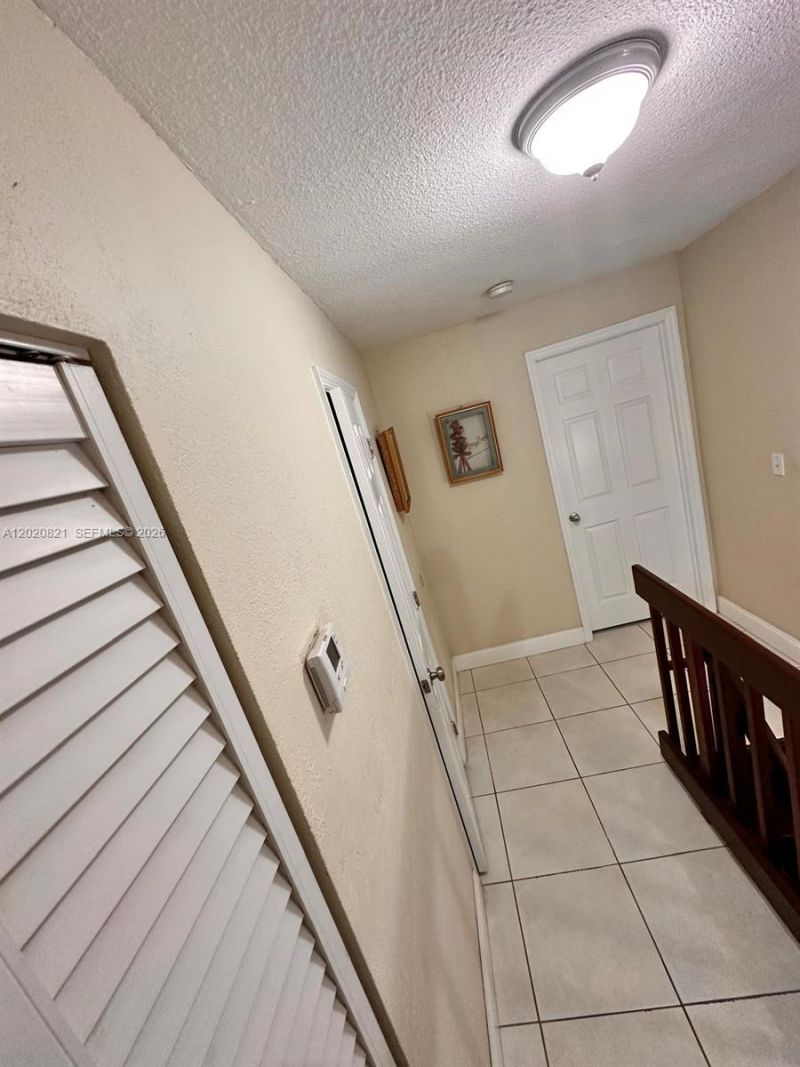5953 W 28th Ave , Unit 24, Hialeah, FL 33016 Photo