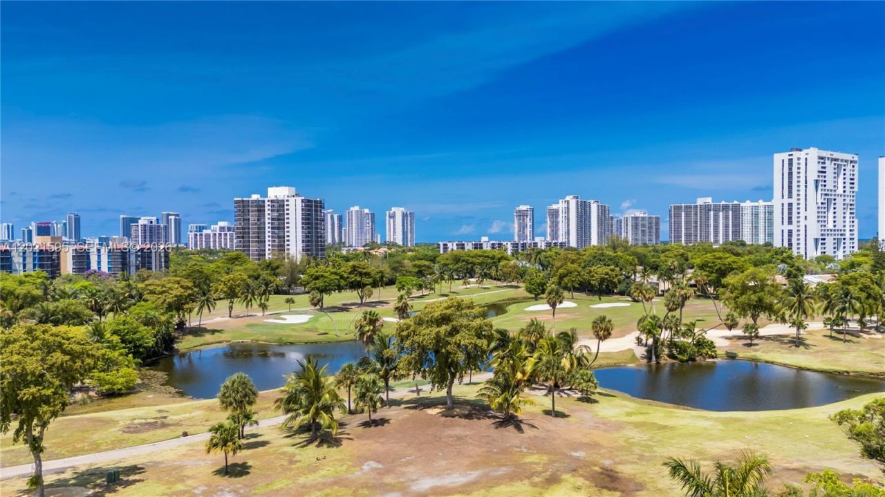 20379 W Country Club Dr , Unit 1237, Aventura, FL 33180 Photo